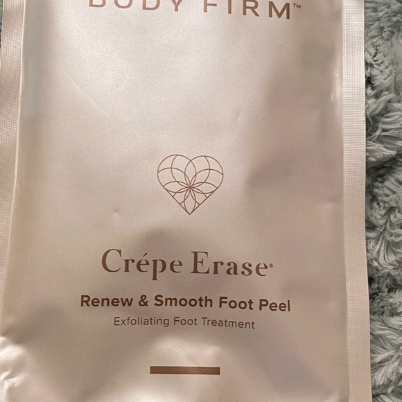Crepe Erase Body Firm with Bonus foot peeling Booties - Picture 4 of 10